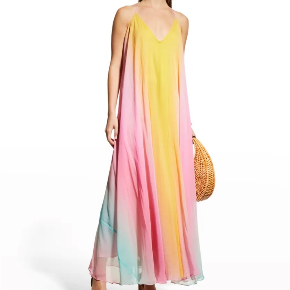 ROCOCO SAND
Sleeveless Open-Back Maxi Dress